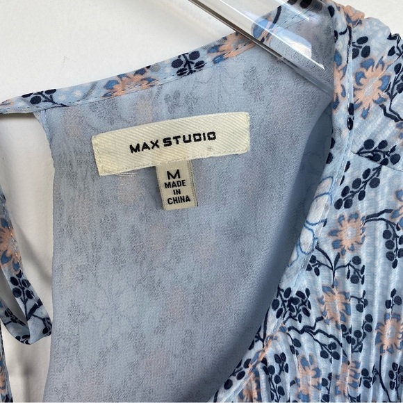 SALE 🛍️ MAX STUDIO floral sleeveless ruched top Womens size M - Picture 7 of 9